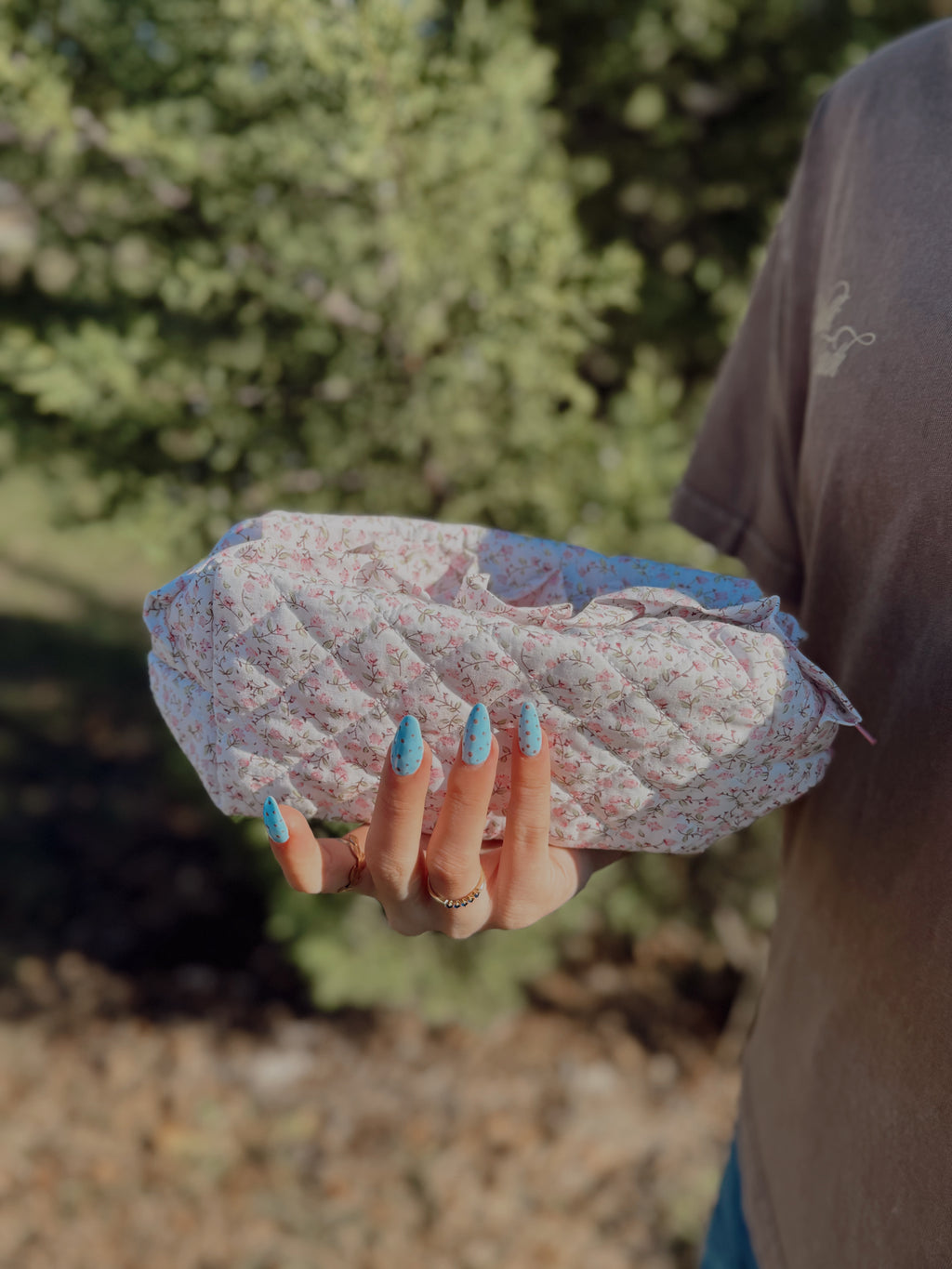 Ruffles of Glory Pouch