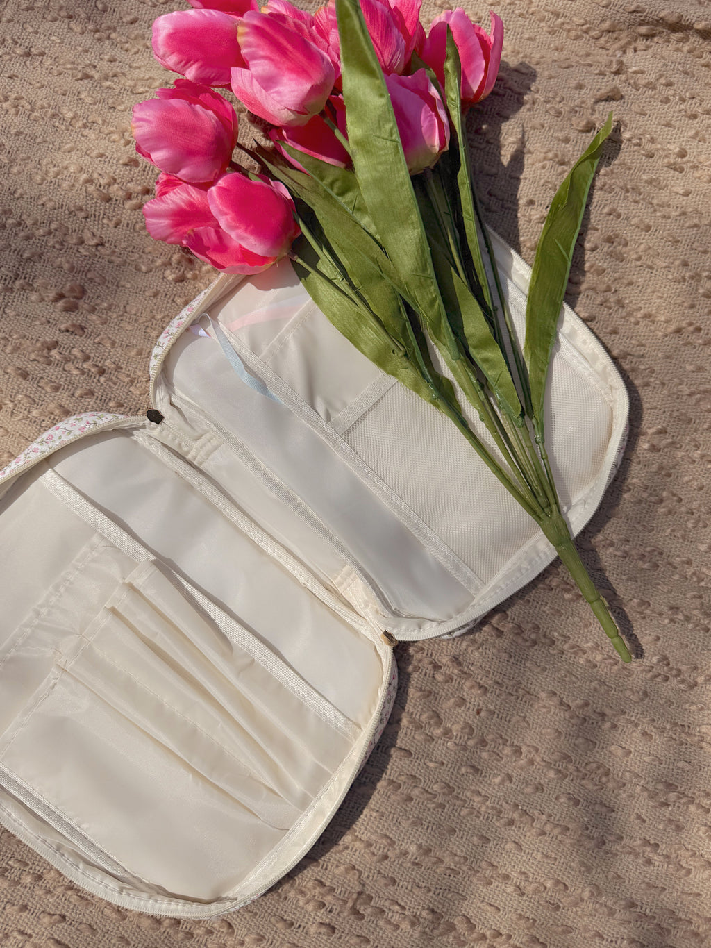 Garden Grace Bible Case