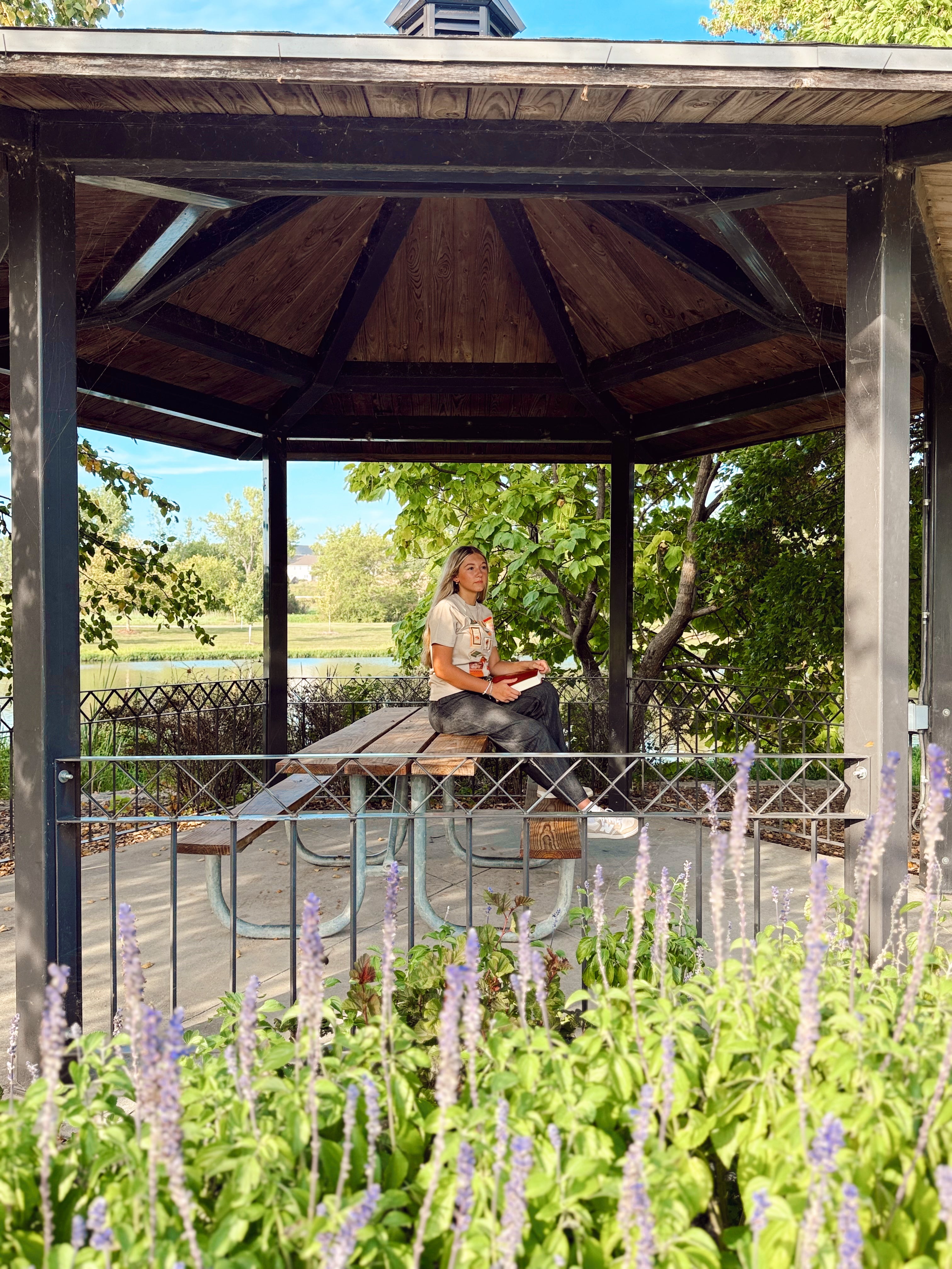 Autumn Match Box Tee